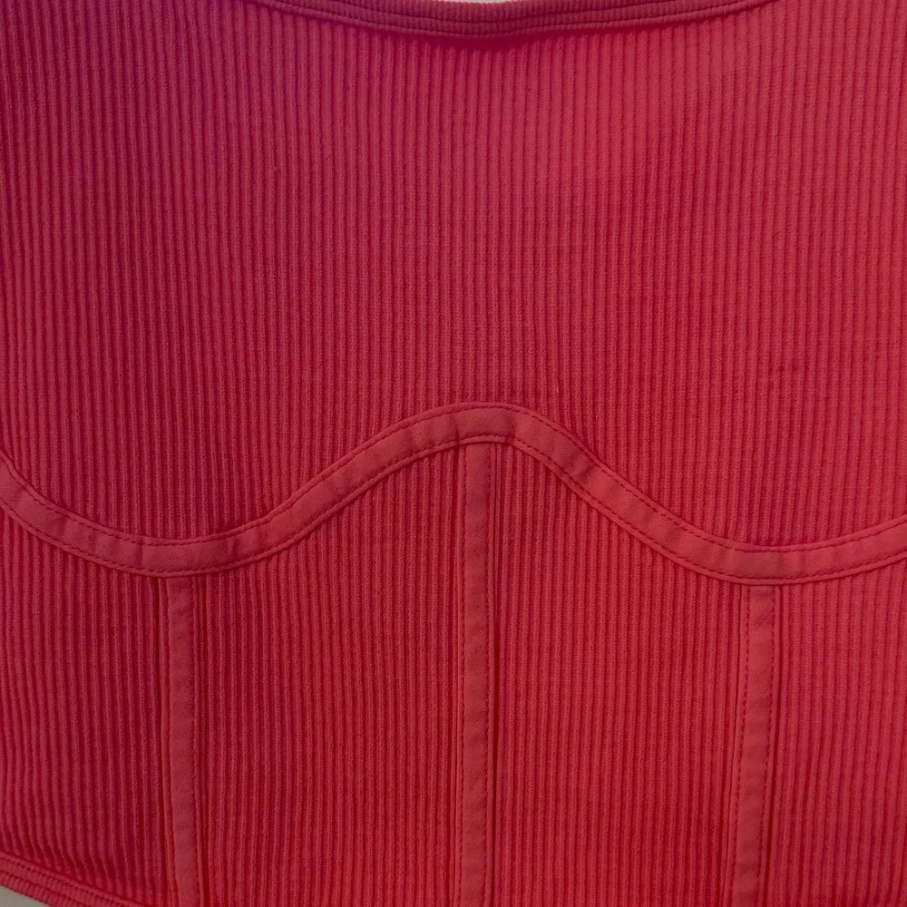 NIKIBIKI Women's Corset Seamless Ribbed Pink Crop Top O/S NWT - Picture 3 of 4